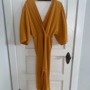 Anthropologie V-Neck Plisse Wrap Dress - Medium, Petite